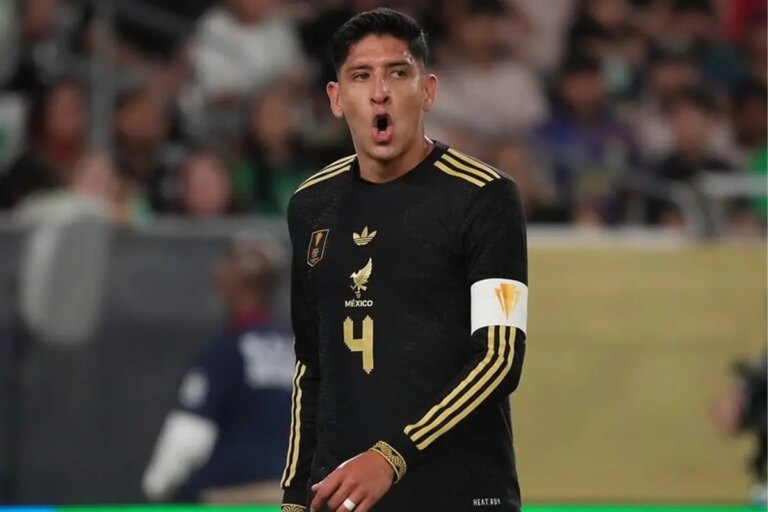 ucak-kalkti-edson-alvarez-fenerbahce-icin-istanbula-geliyor-yJBftOS7.jpg