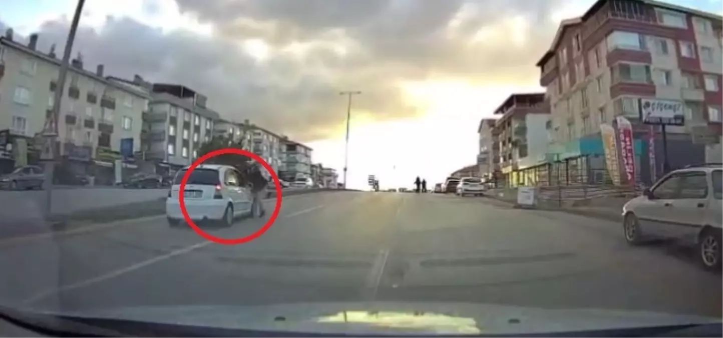 ankarada yayalara arac carpti 2 yarali krZ6jrck.jpg