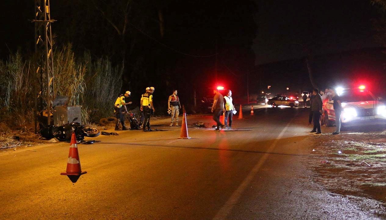 iki motosiklet carpisti 1 olu 1 agir yarali hVIGlOMu