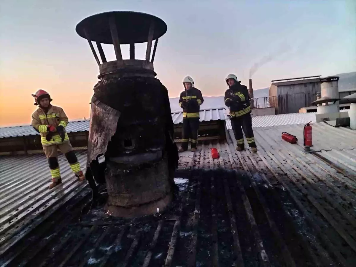 kahramanmarasta iki fabrikada yangin RiCUXEt8